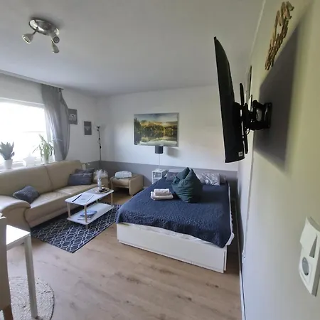 Apartment Mit Garten